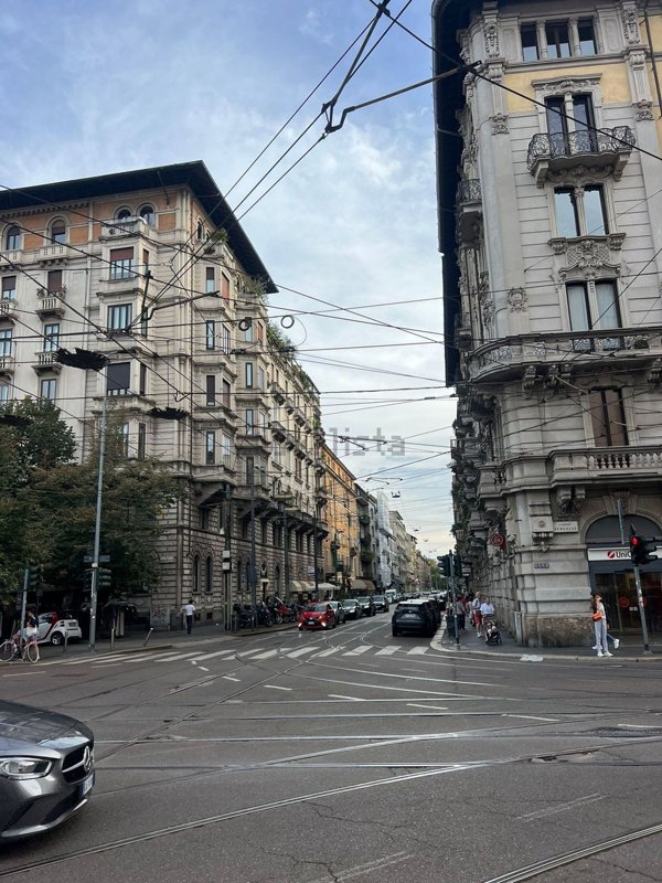 locale commerciale in affitto a Milano
