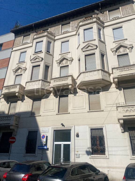 appartamento in affitto a Milano in zona Centro Direzionale