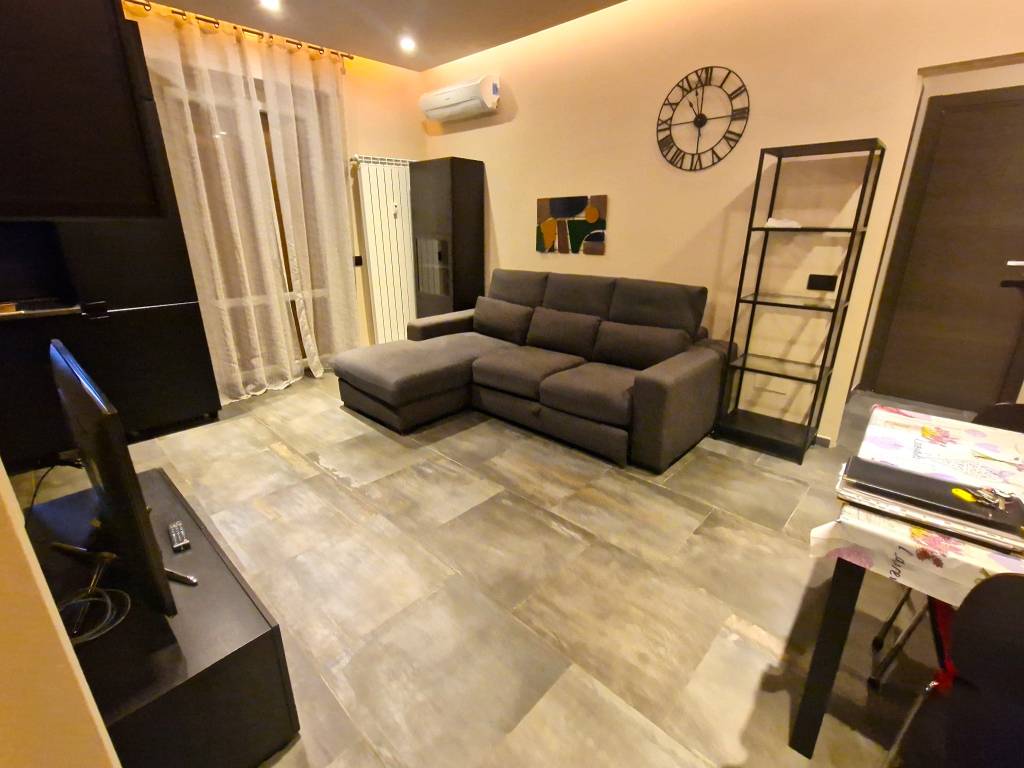 appartamento in affitto a Milano in zona Famagosta