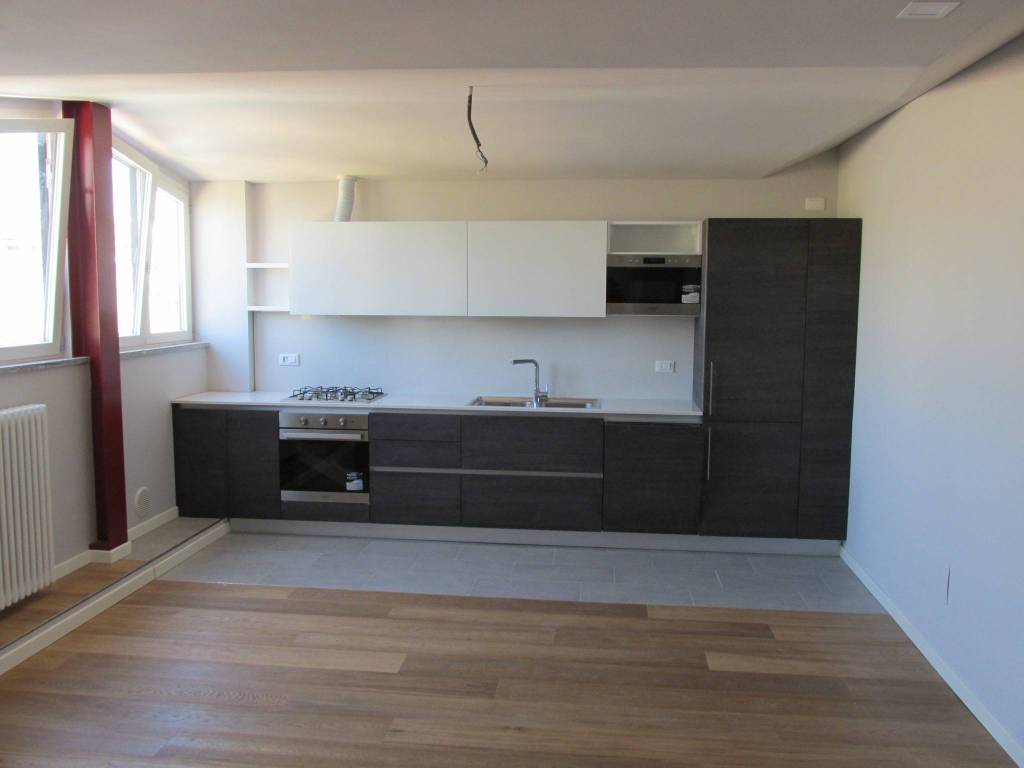appartamento in affitto a Milano in zona Porta Nuova