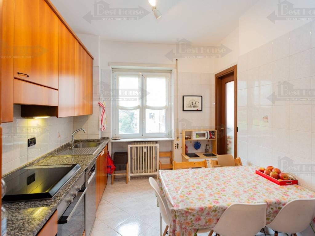 appartamento in affitto a Milano in zona Feltre