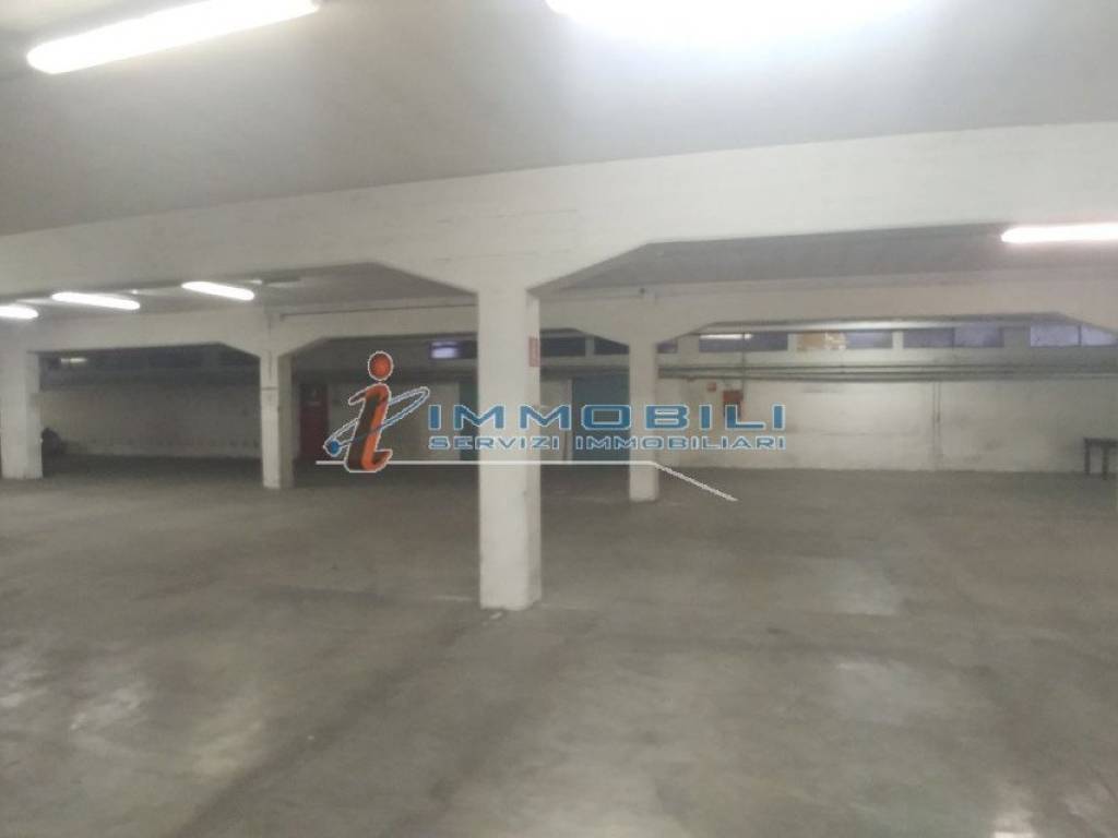 capannone in affitto a Milano in zona Forlanini