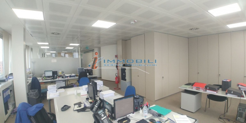 ufficio in affitto a Milano in zona Corvetto