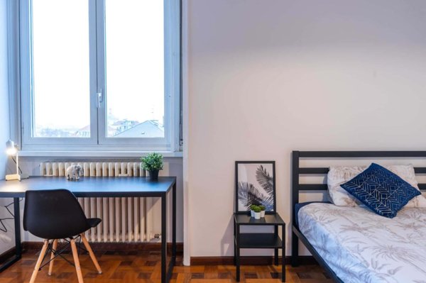 negozio in affitto a Milano in zona Bocconi