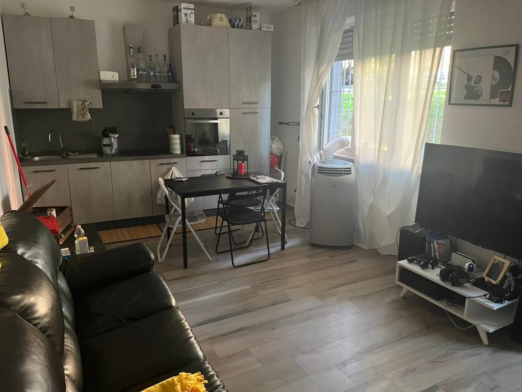 appartamento in affitto a Milano in zona Famagosta
