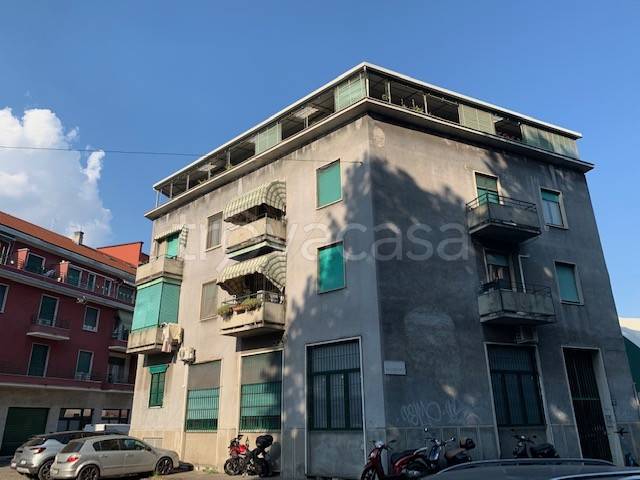 appartamento in affitto a Milano in zona Vigentino