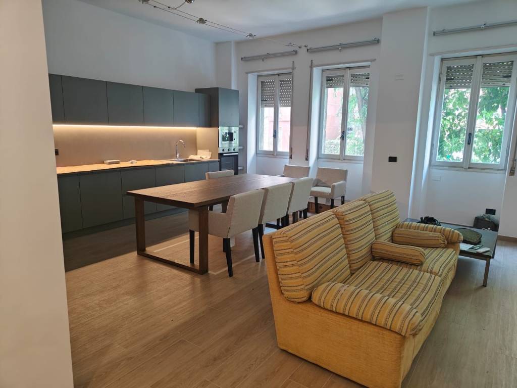 appartamento in affitto a Milano in zona Lorenteggio