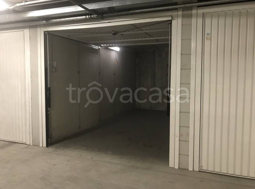 locale di sgombero in affitto a Milano in zona Bovisa