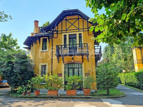 casa indipendente in affitto a Milano in zona Trenno