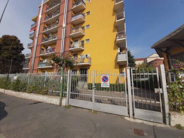 appartamento in affitto a Milano in zona Barona