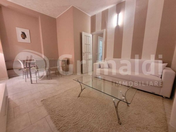 appartamento in affitto a Milano in zona XXII Marzo