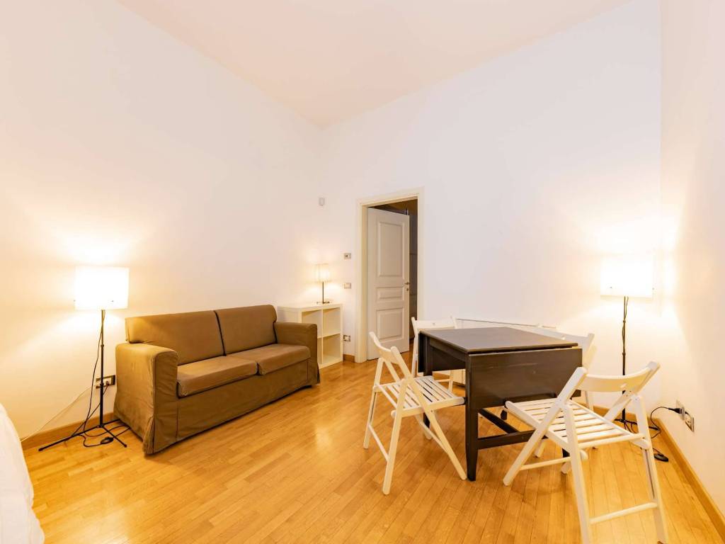 appartamento in affitto a Milano in zona Porta Genova