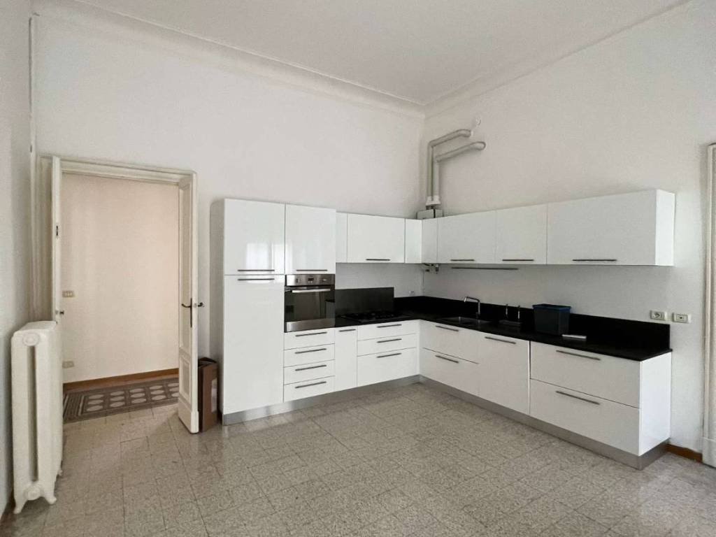 appartamento in affitto a Milano in zona Cadorna