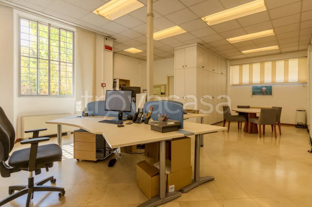ufficio in affitto a Milano in zona Centro Direzionale