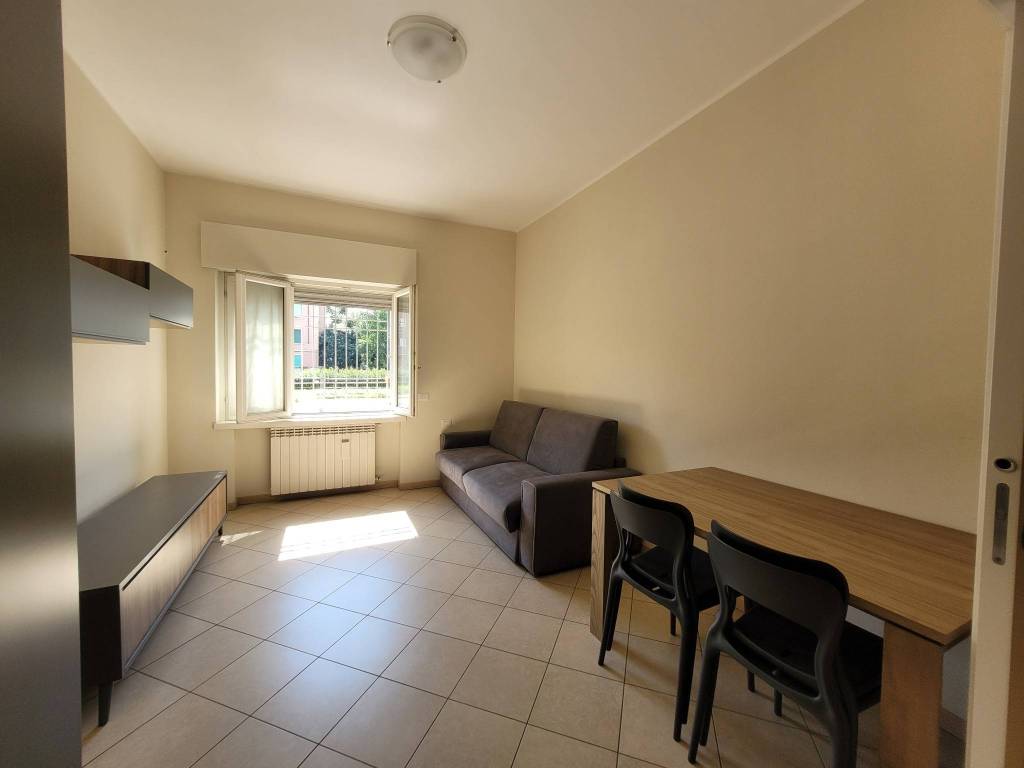 appartamento in affitto a Milano in zona Famagosta