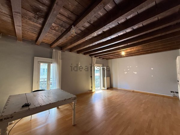 appartamento in affitto a Milano in zona Isola