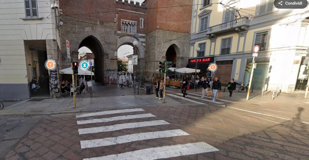 negozio in affitto a Milano in zona Porta Ticinese