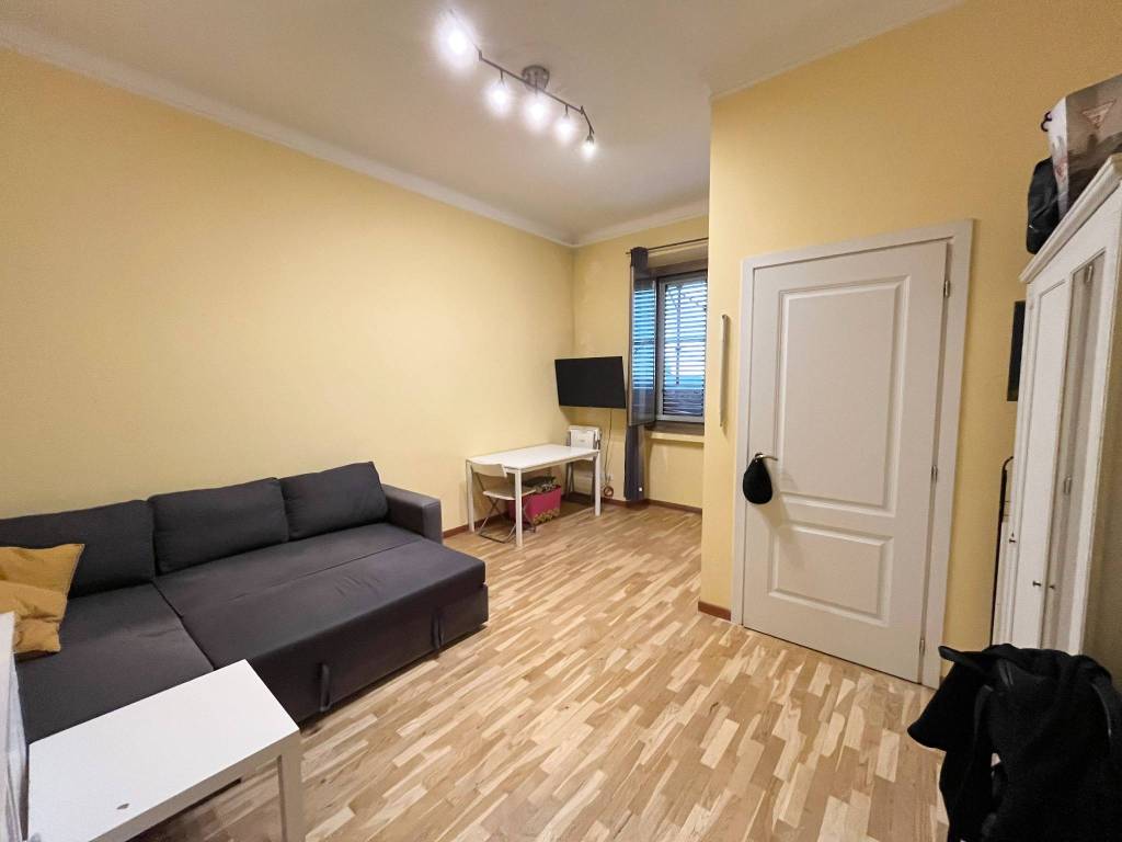 appartamento in affitto a Milano in zona Famagosta