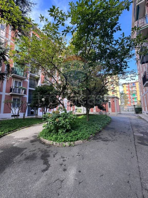 appartamento in affitto a Milano in zona Baggio