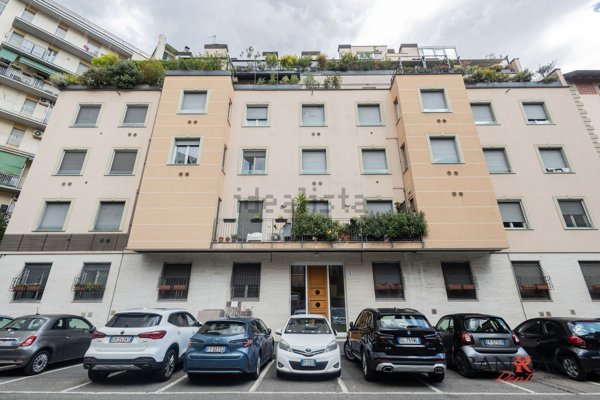 appartamento in affitto a Milano in zona Isola