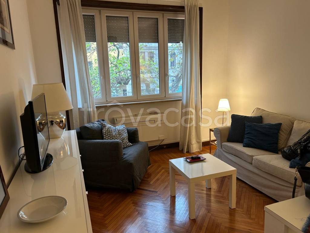 appartamento in affitto a Milano in zona Sant'Ambrogio