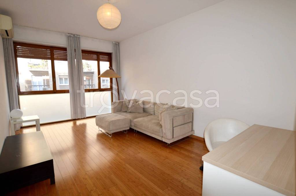 appartamento in affitto a Milano in zona Sempione