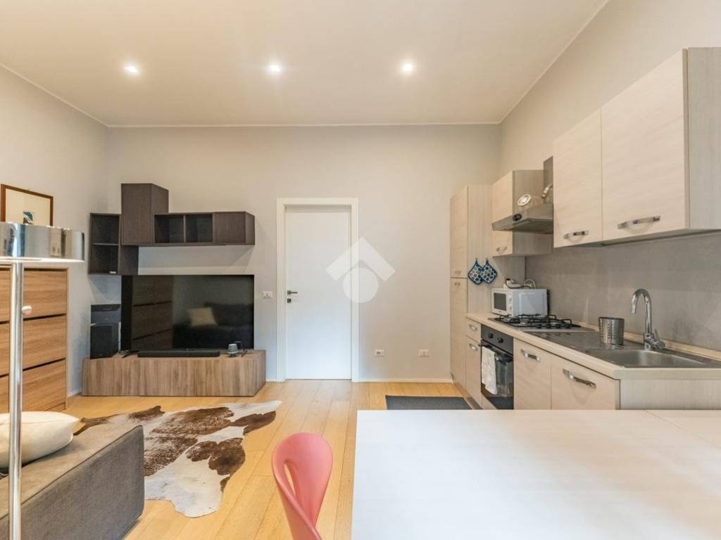appartamento in affitto a Milano in zona Porta Nuova