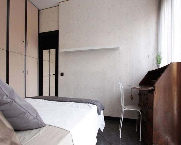 negozio in affitto a Milano in zona Lorenteggio