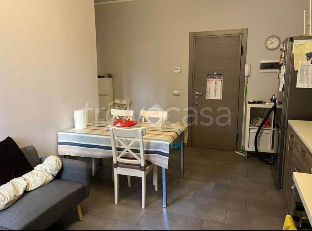 appartamento in affitto a Milano in zona Feltre