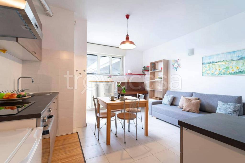 appartamento in affitto a Milano in zona Piazzale Lodi