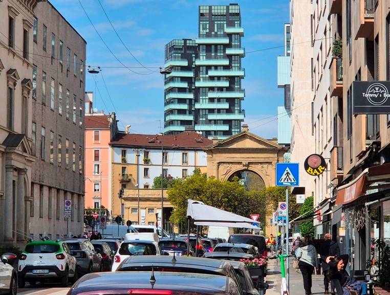 negozio in affitto a Milano in zona Porta Nuova