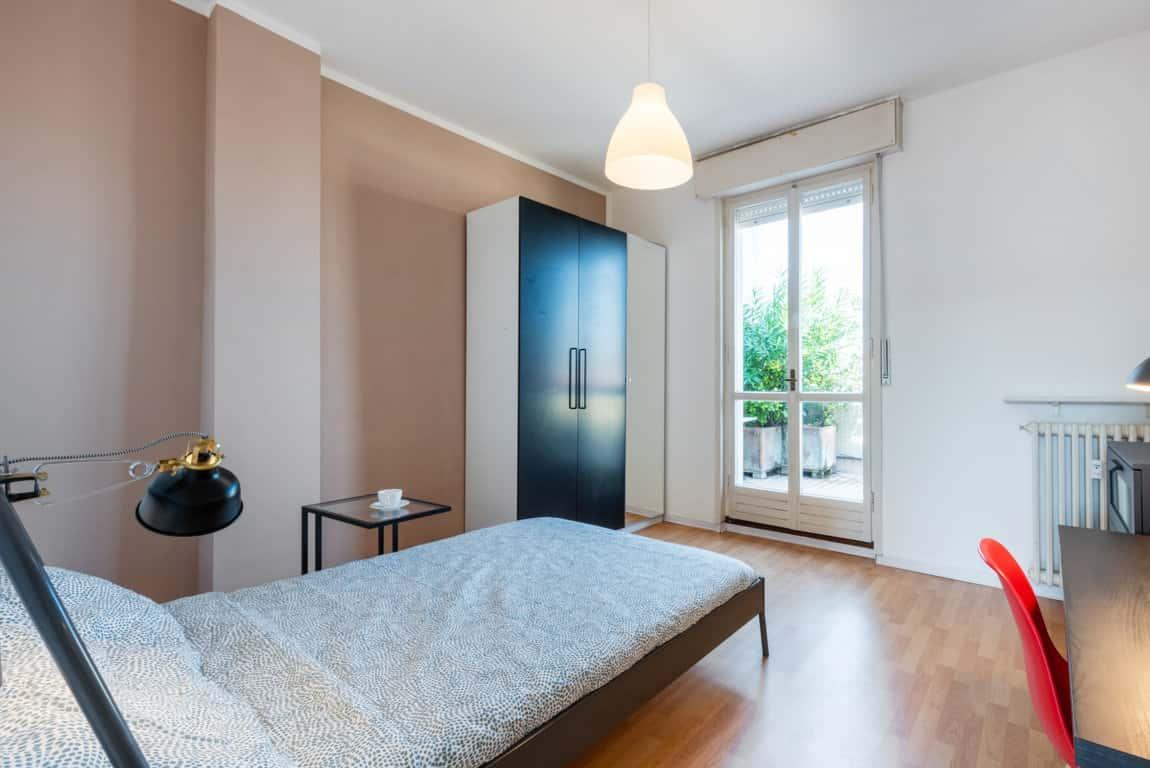 negozio in affitto a Milano in zona Porta Vigentina