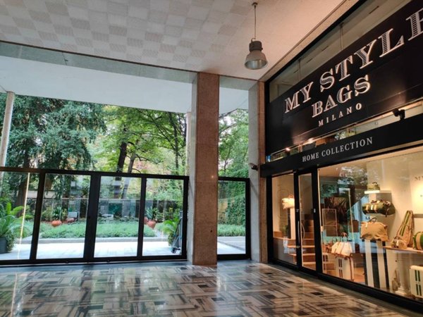 negozio in affitto a Milano