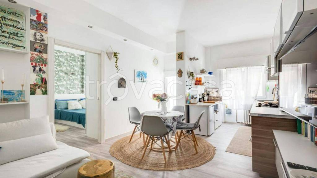 appartamento in affitto a Milano in zona Morivione