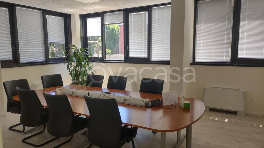 ufficio in affitto a Milano in zona Forlanini