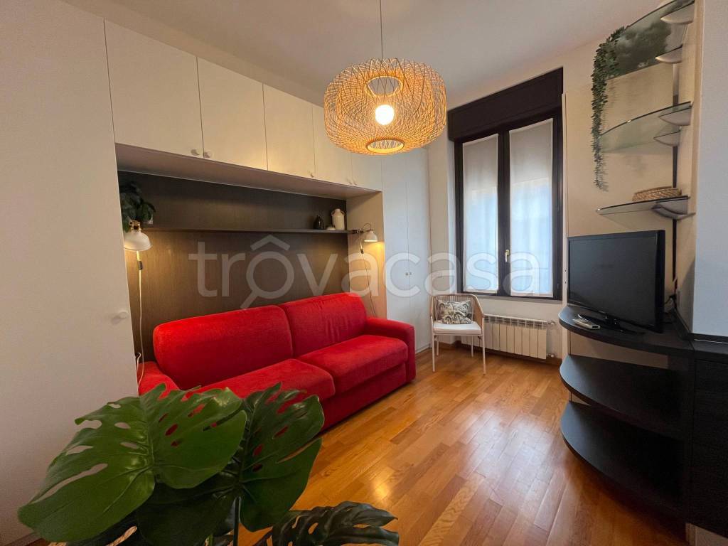 appartamento in affitto a Milano in zona Centro Direzionale