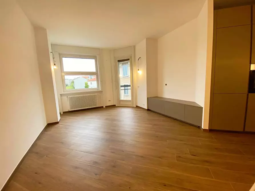 casa indipendente in affitto a Milano
