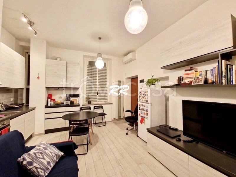 appartamento in affitto a Milano in zona Forze Armate