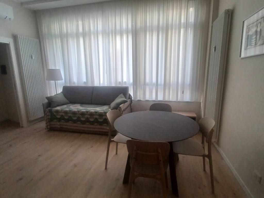 appartamento in affitto a Milano in zona Guastalla