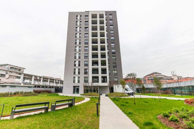 negozio in affitto a Milano in zona Greco