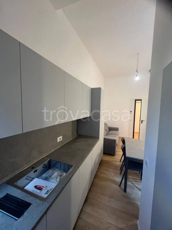 appartamento in affitto a Milano in zona Solari