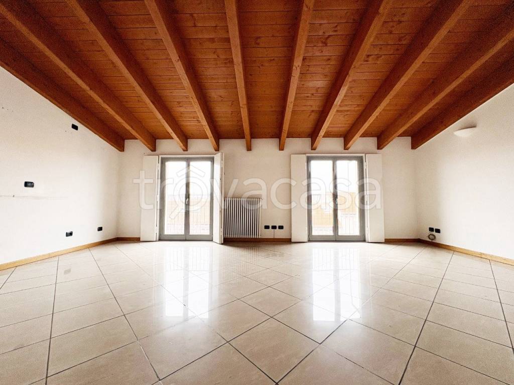 appartamento in affitto a Milano in zona Cadorna