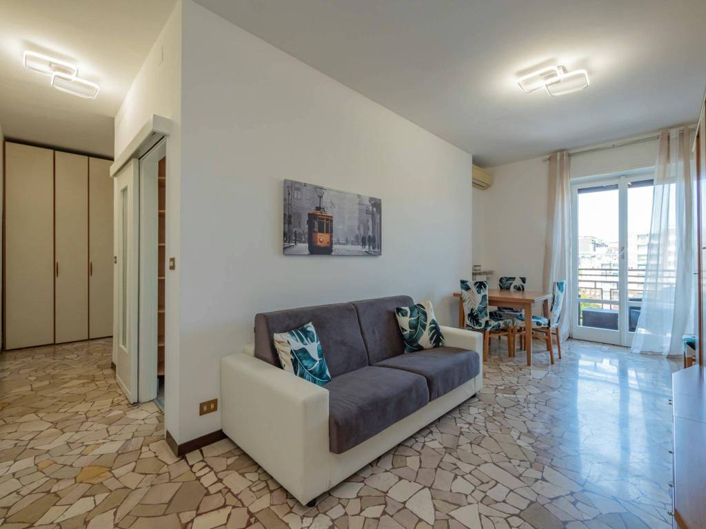 appartamento in affitto a Milano in zona Corvetto