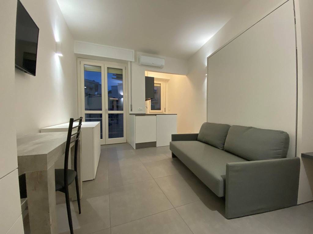appartamento in affitto a Milano in zona Famagosta