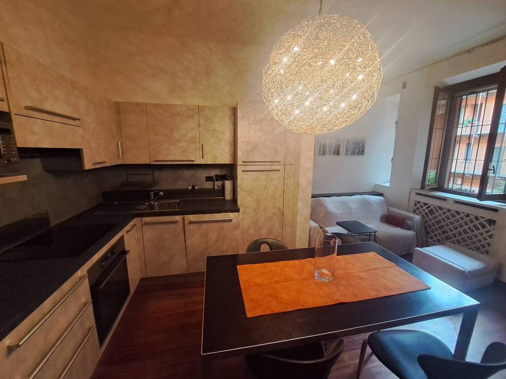 appartamento in affitto a Milano in zona Porta Romana