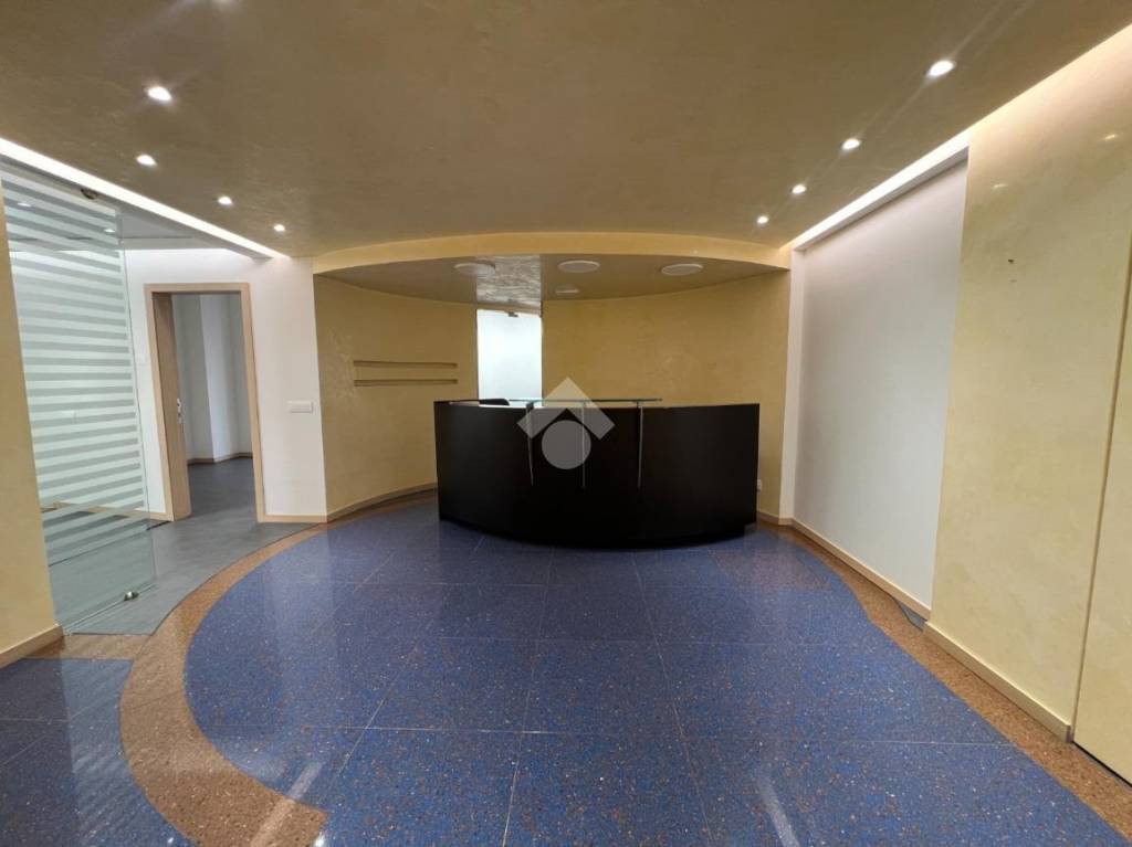 ufficio in affitto a Milano in zona Gallaratese