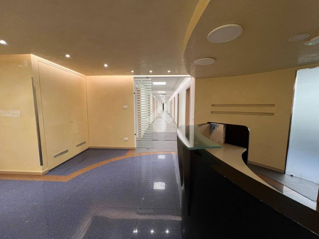 ufficio in affitto a Milano in zona Gallaratese