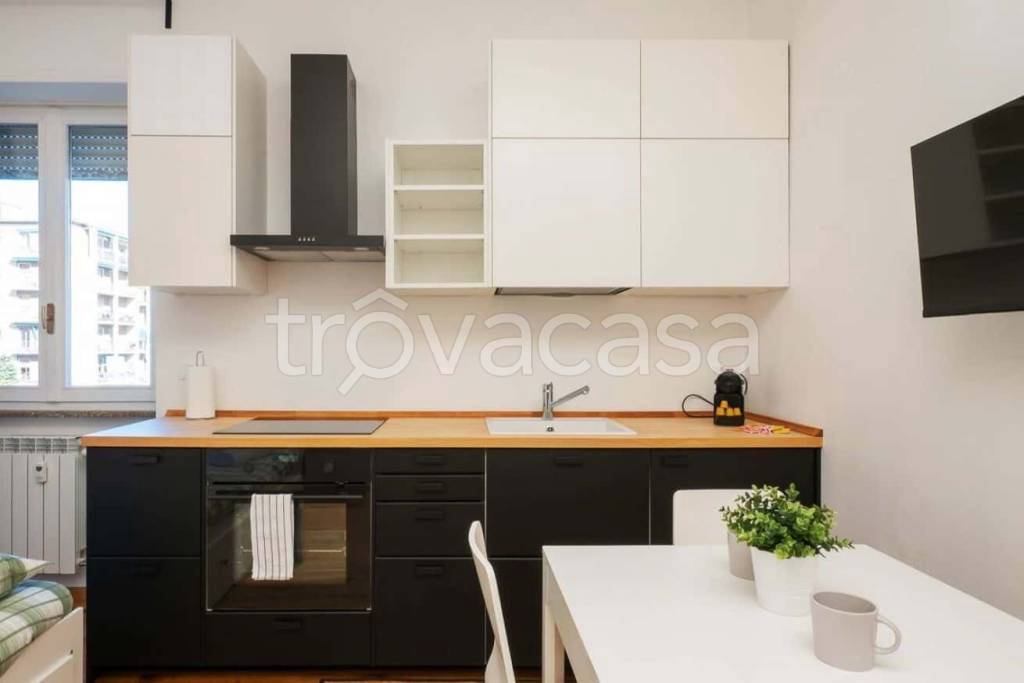 appartamento in affitto a Milano in zona Montalbino