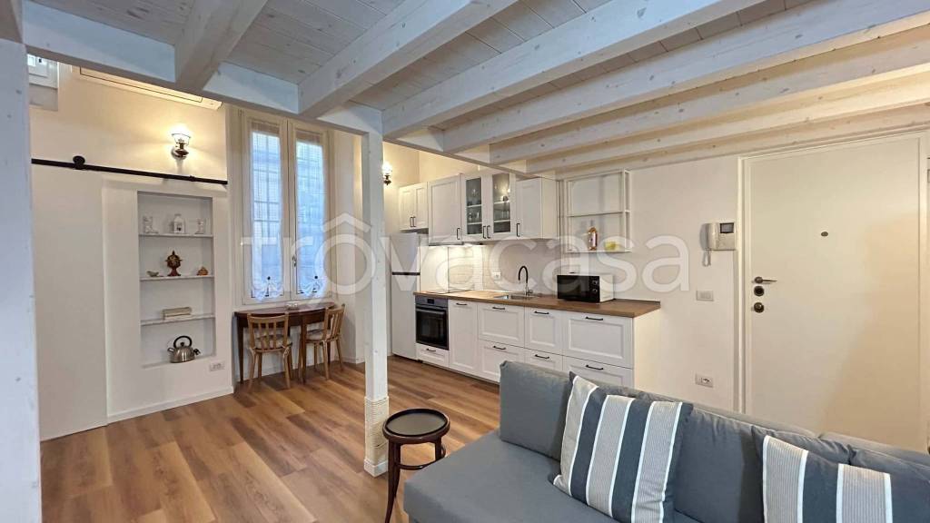 appartamento in affitto a Milano in zona Solari