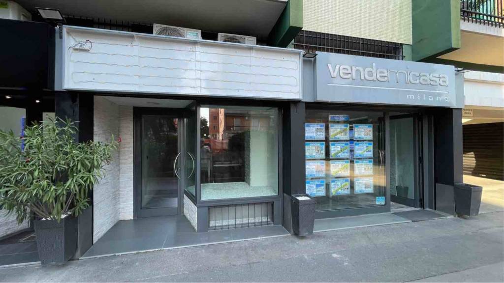 negozio in affitto a Milano in zona Vigentino